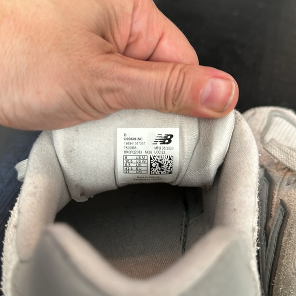 New Balance 9060 - Picture 4 of 7